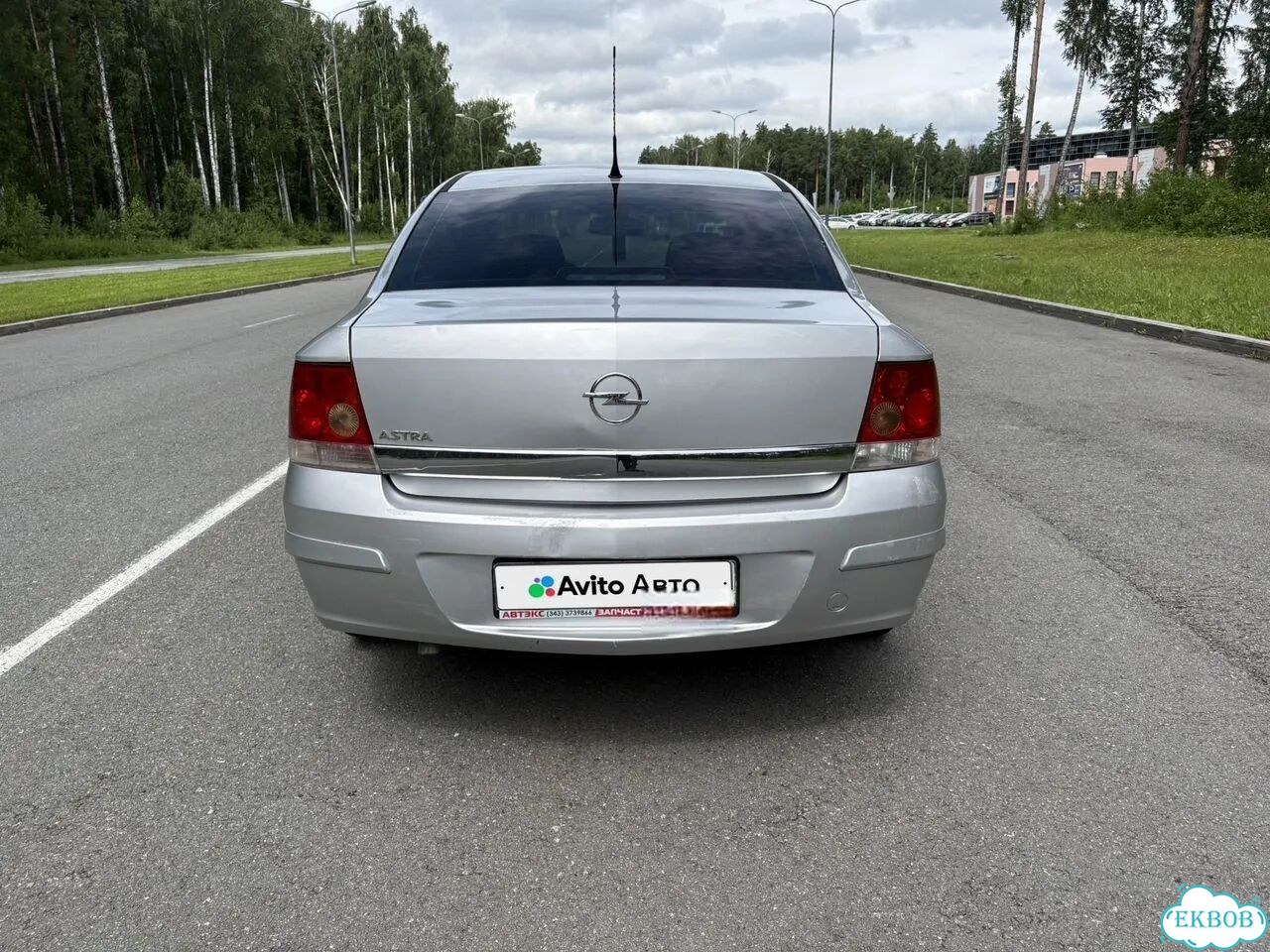 Opel Astra 1.8 AT, 2010, 191 251 км фото 6