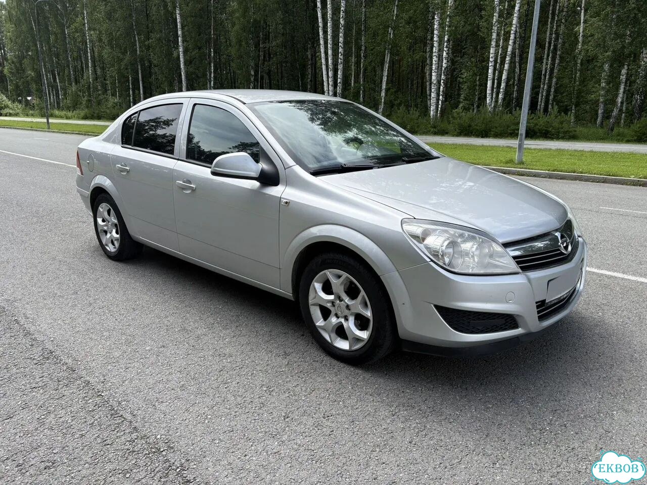 Opel Astra 1.8 AT, 2010, 191 251 км фото 9