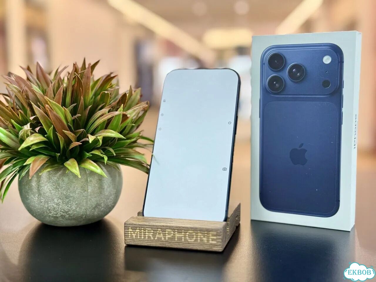 iPhone 17 Pro, 1 ТБ, eSIM фото 1