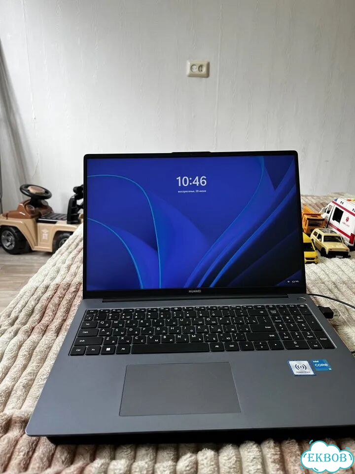Huawei MateBook D19 фото 1