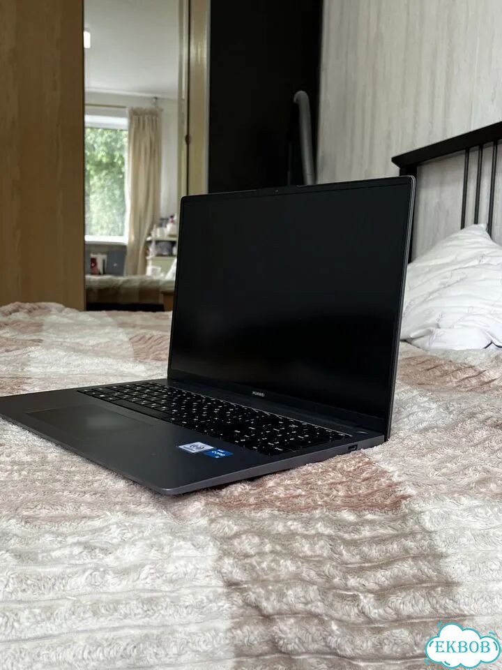 Huawei MateBook D19 фото 3