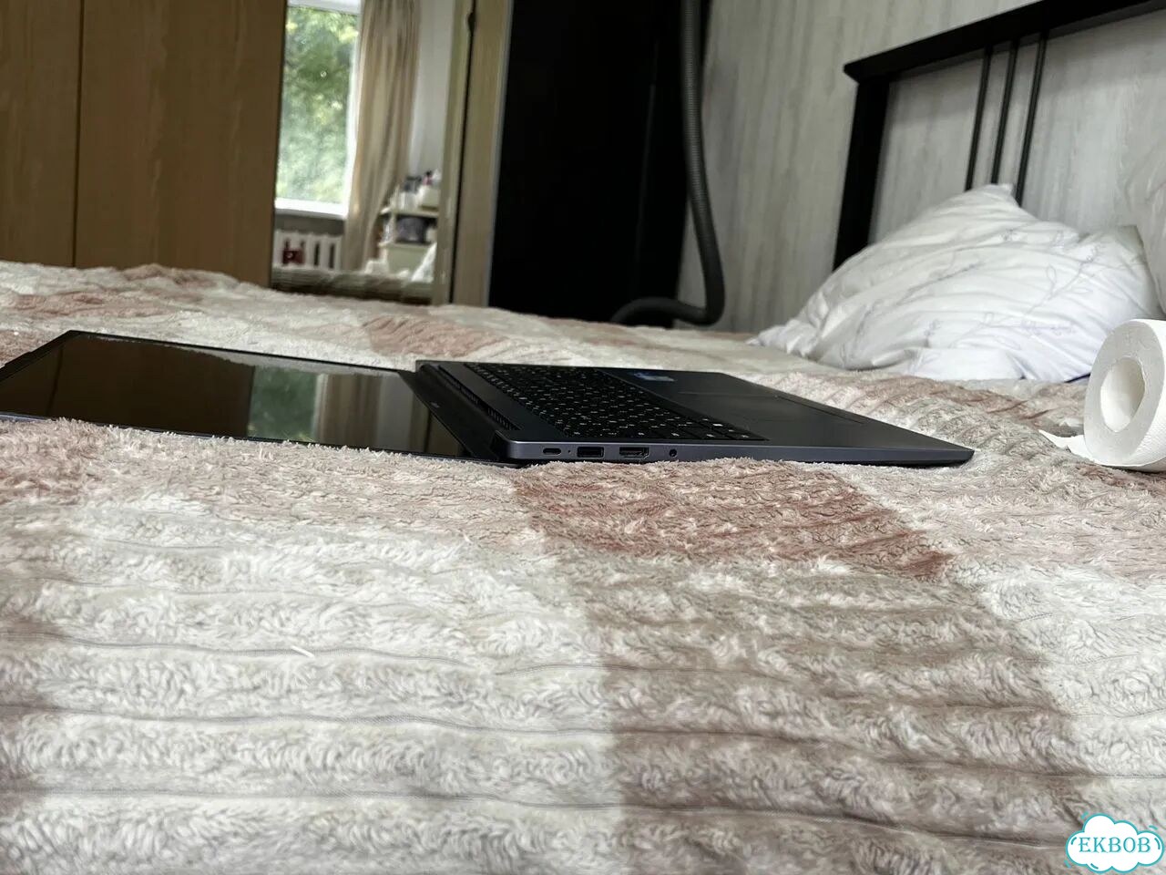 Huawei MateBook D19 фото 5