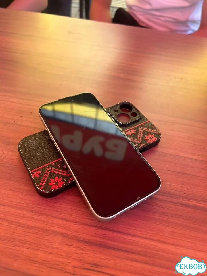iPhone 15, 128 ГБ, SIM + eSIM фото 3