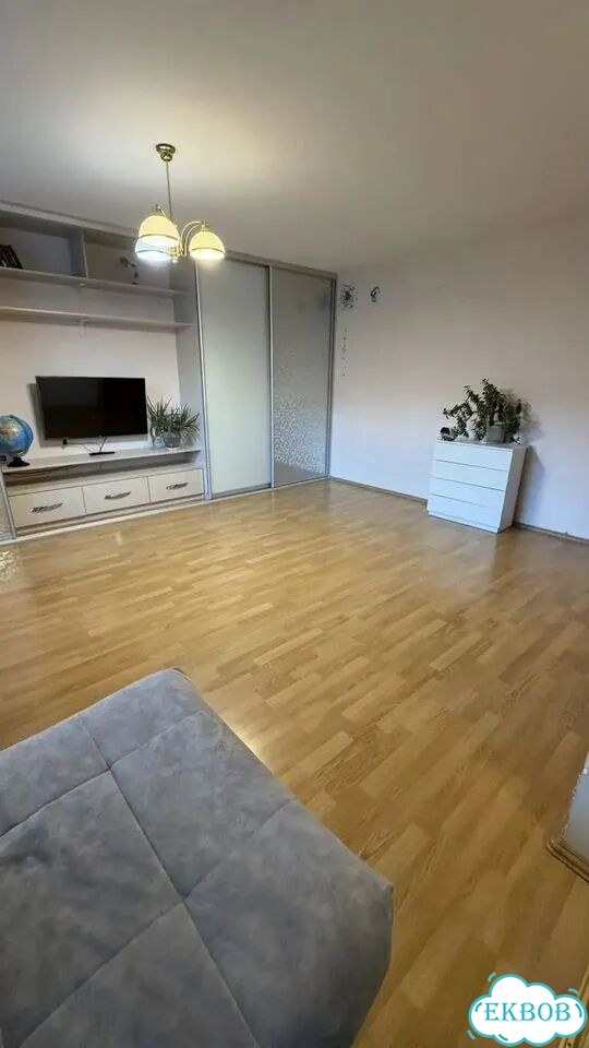 2-к. квартира, 72 м², 3/10 эт. фото 3