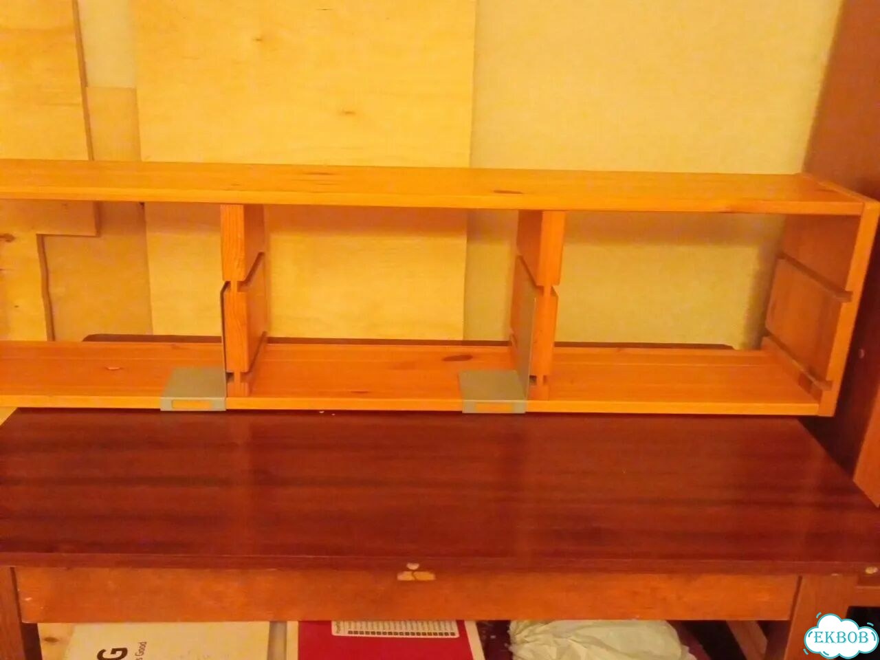 Книжная полка фото 1