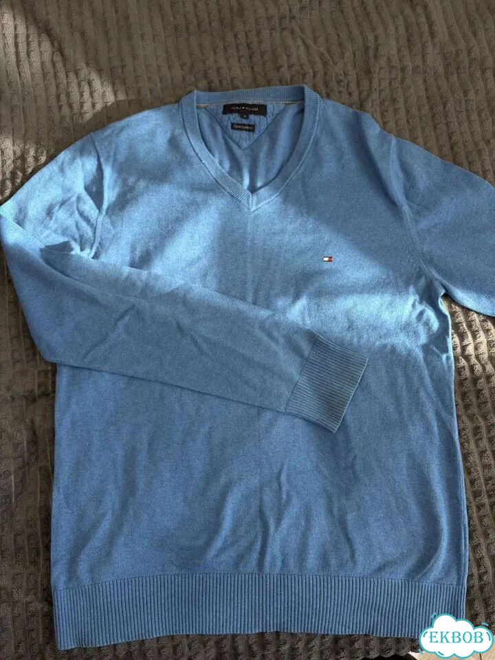 Свитер Tommy Hilfiger фото 2