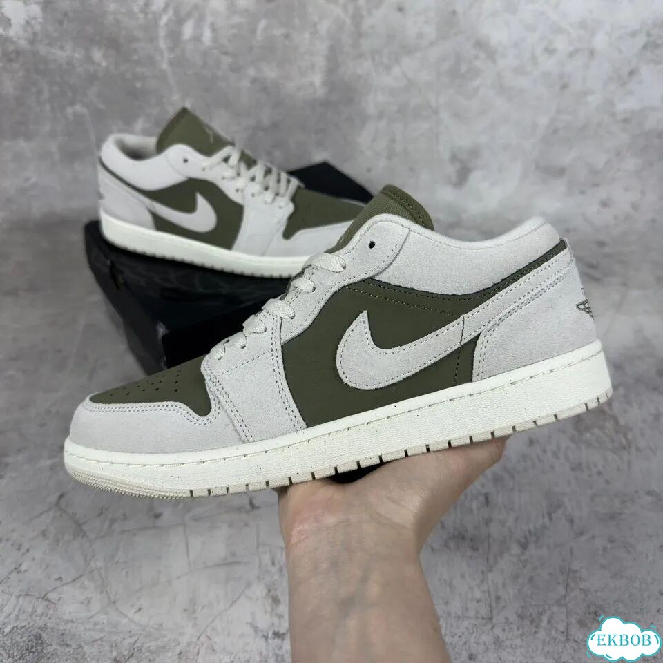 Air Jordan 1 Low Se оригинал (43/44EUR) фото 2