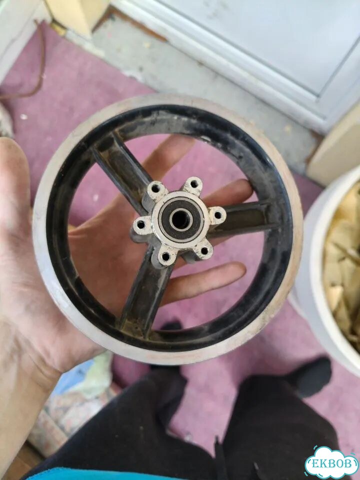 Переднее колесо kugoo m4 pro фото 1
