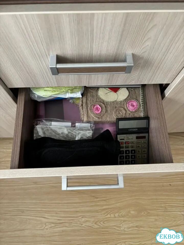 Компьютерный стол комод полка фото 7