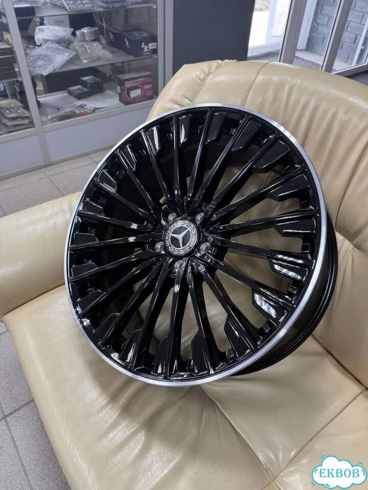 Литые диски Iwheelz Arm 8×R18 5×112 фото 1