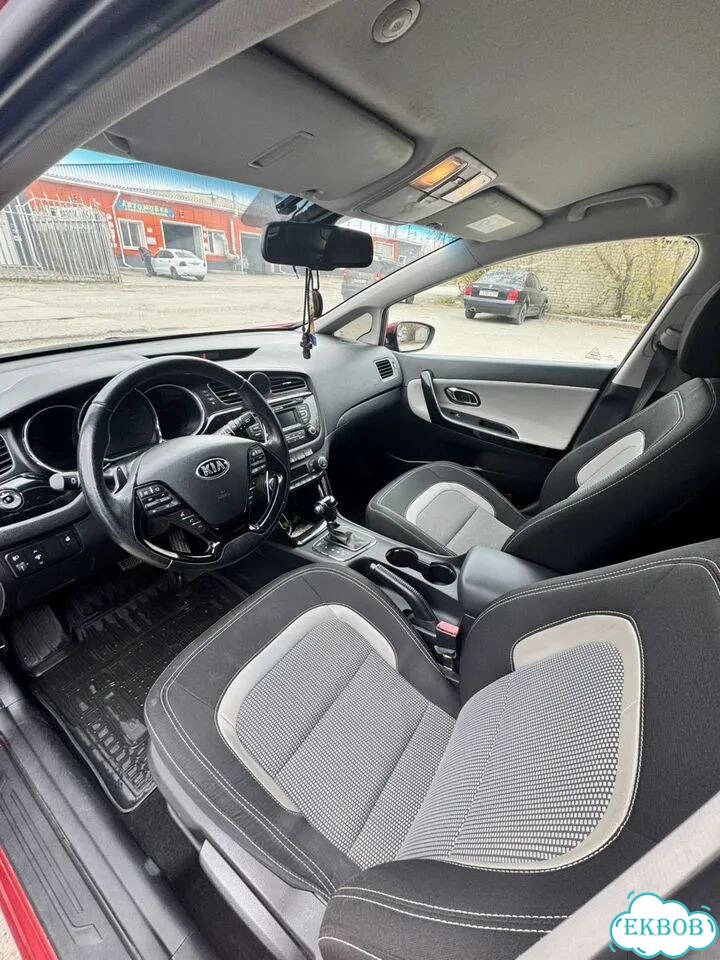 Kia Ceed 1.6 AT, 2014, 99 000 км фото 18