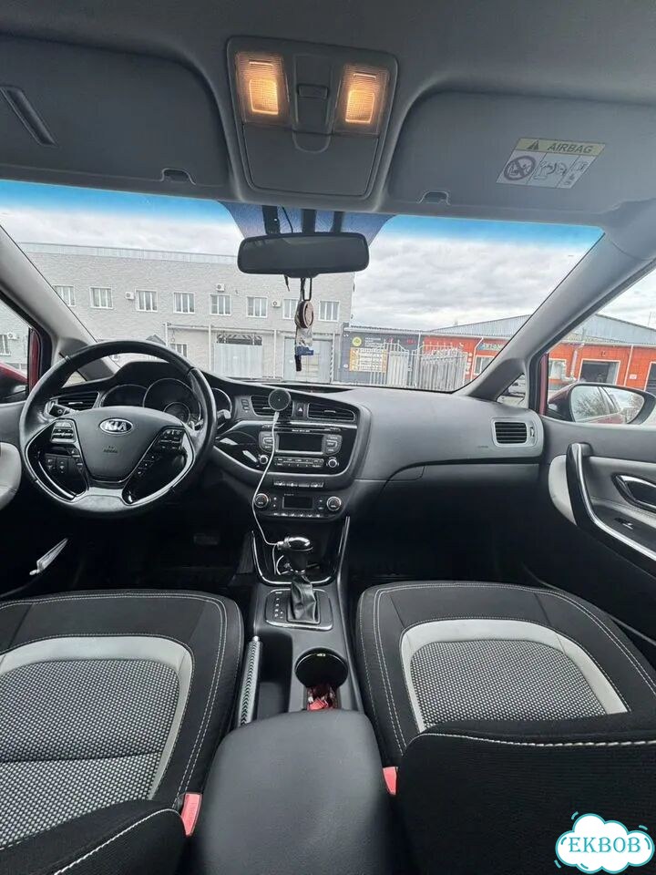 Kia Ceed 1.6 AT, 2014, 99 000 км фото 20