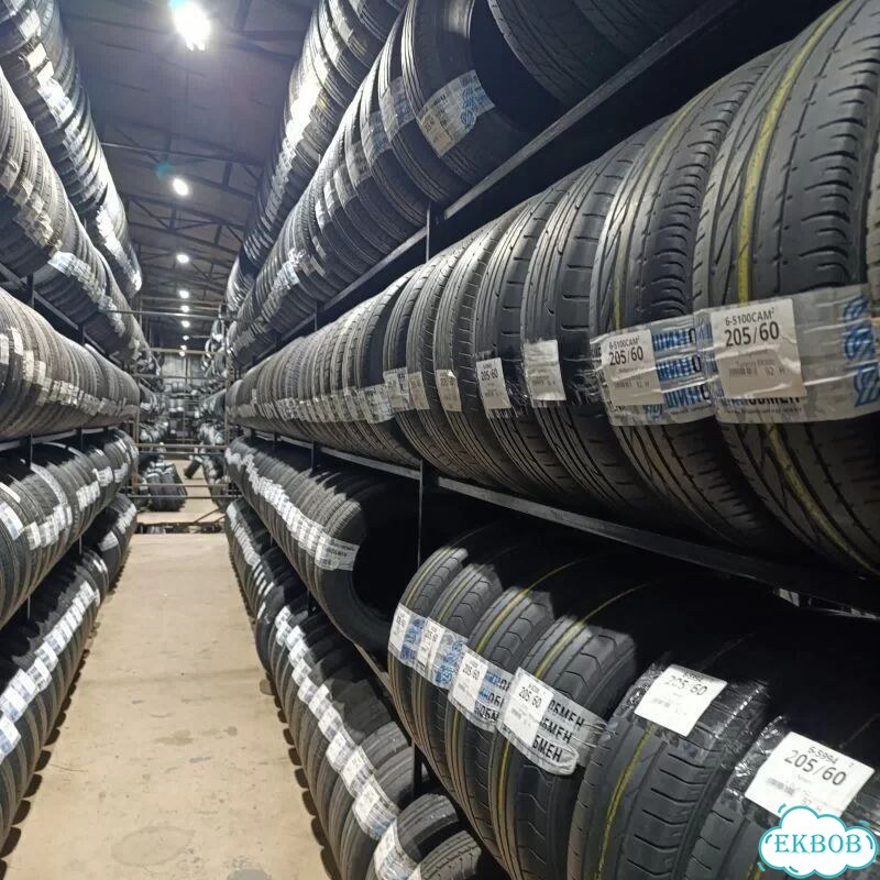 Kumho WinterCraft SUV Ice WS31 215/70 R16 102T фото 2