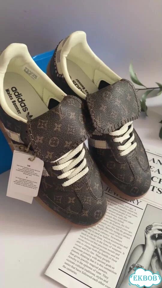 Новые кроссовки женские 40 adidas фото 1