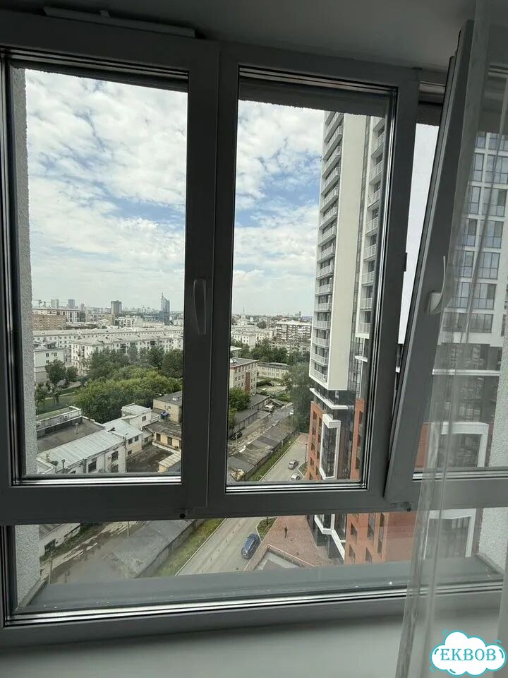 10 и более-к. квартира, 39 м², 12/29 эт. фото 21