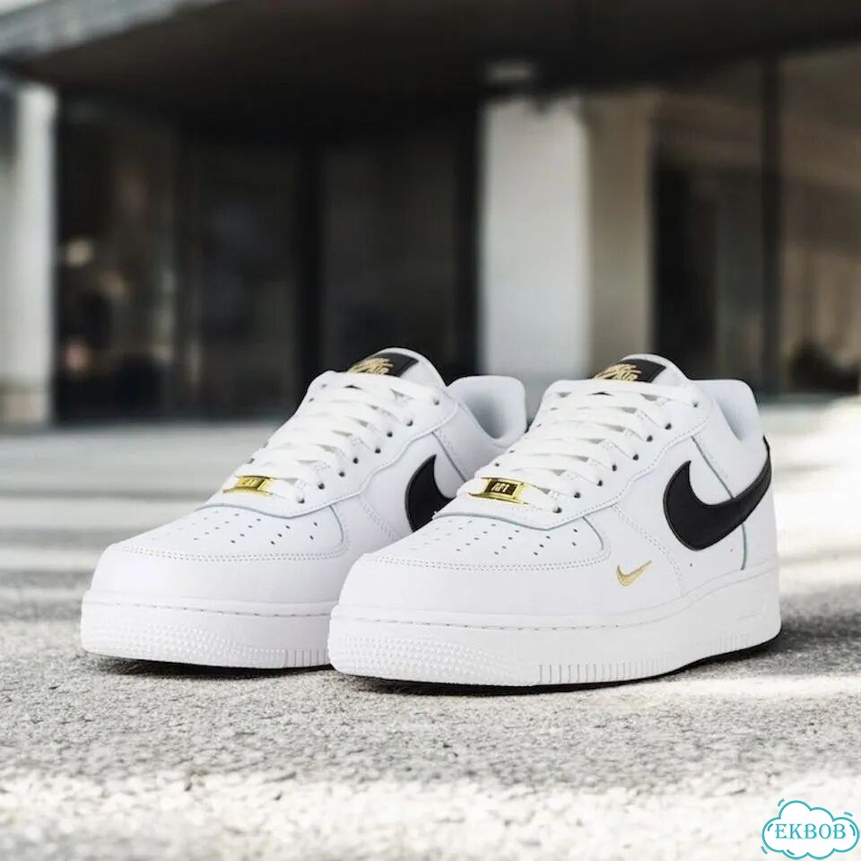 Кроссовки Nike Air Force 1 Low 07 White Swoosh фото 2