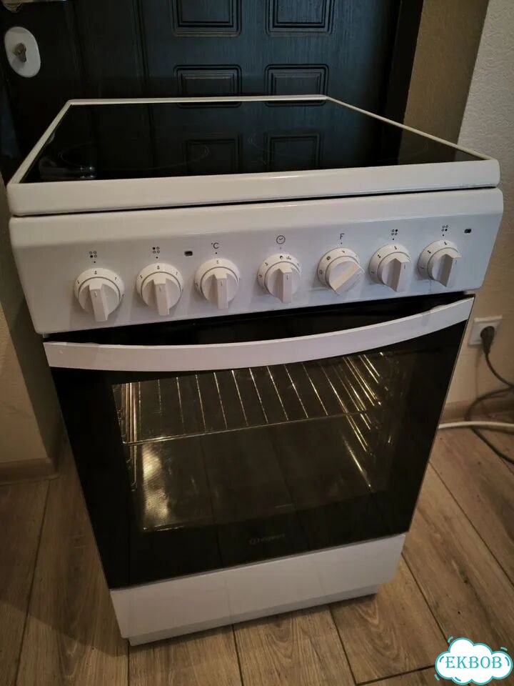 Стеклокерамическая плита Indesit фото 5