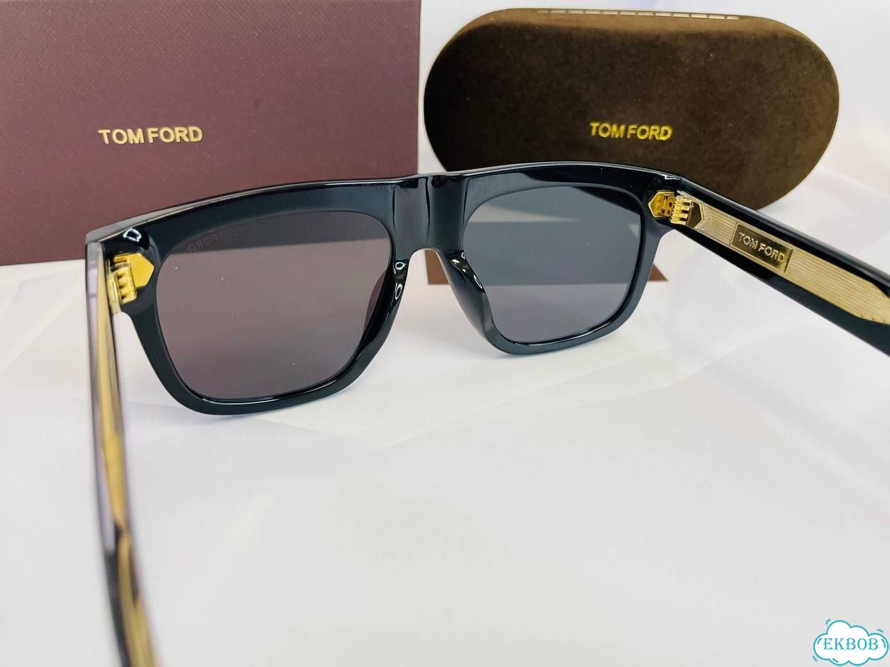 Солнцезащитные очки Tom Ford фото 7