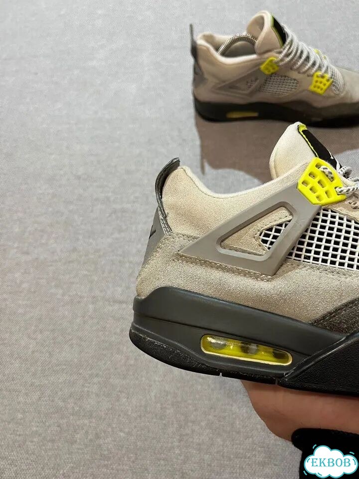 Nike air jordan 4 retro оригинал фото 2