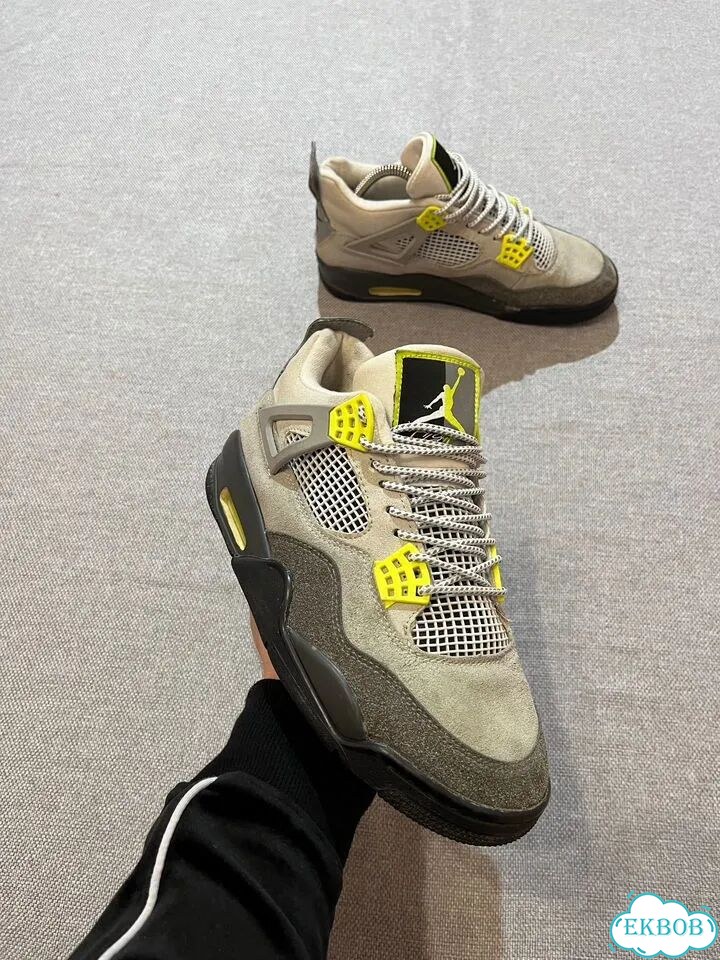 Nike air jordan 4 retro оригинал фото 5