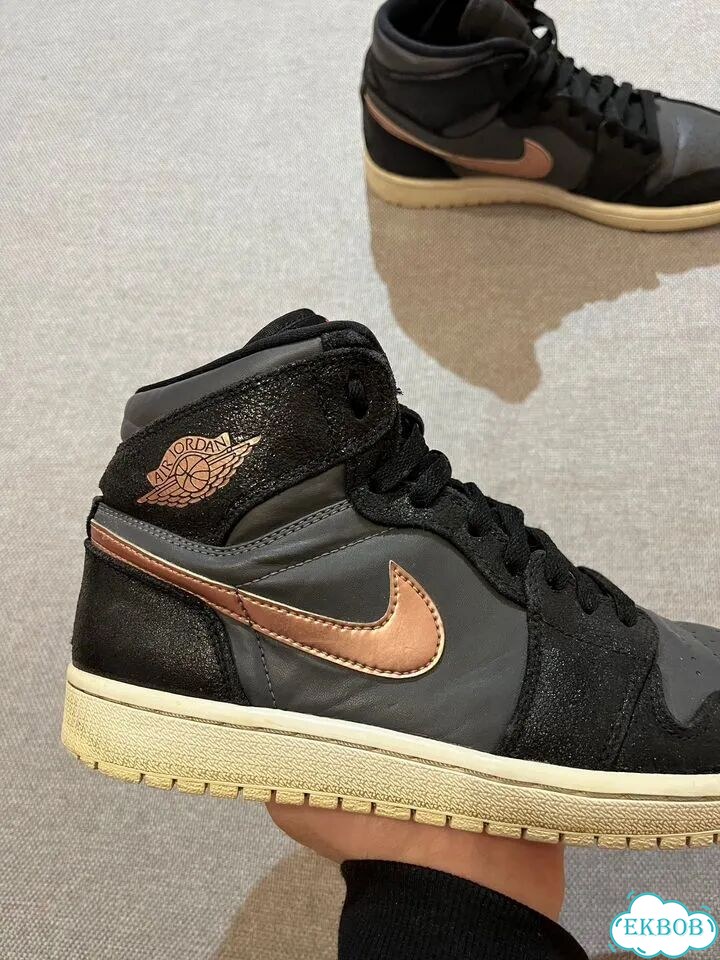 Nike Air Jordan 1 Retro High Bronze Medal оригинал фото 3