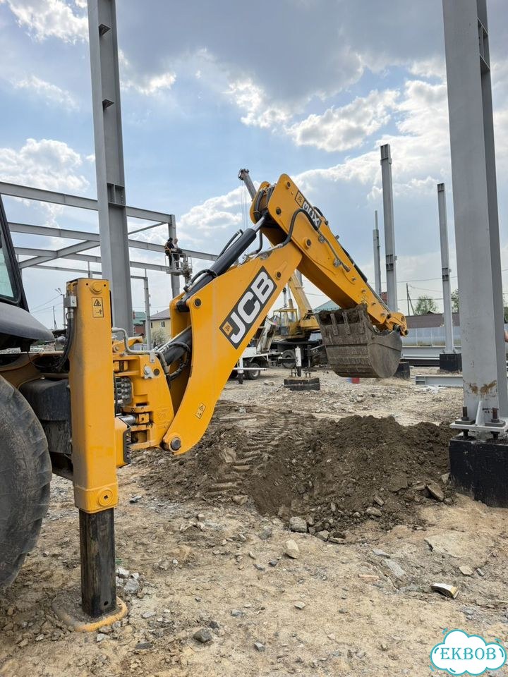 Аренда экскаватора погрузчика jcb фото 5