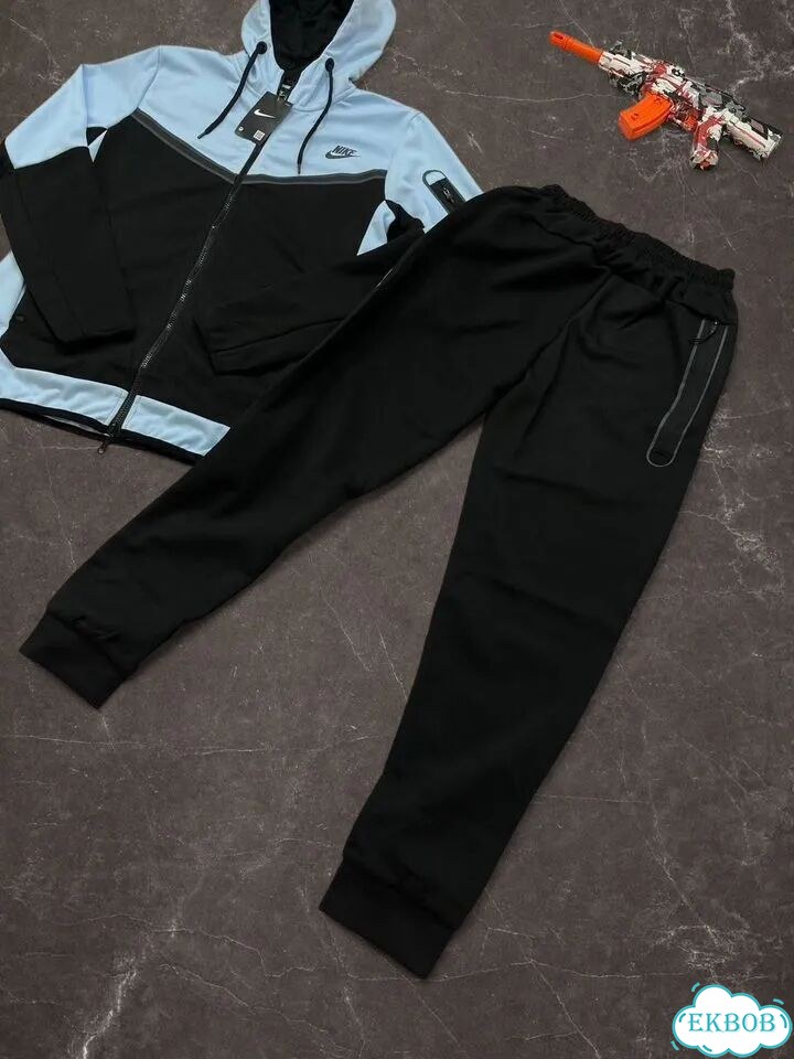 Спортивные костюмы Nike Tech Fleece фото 3