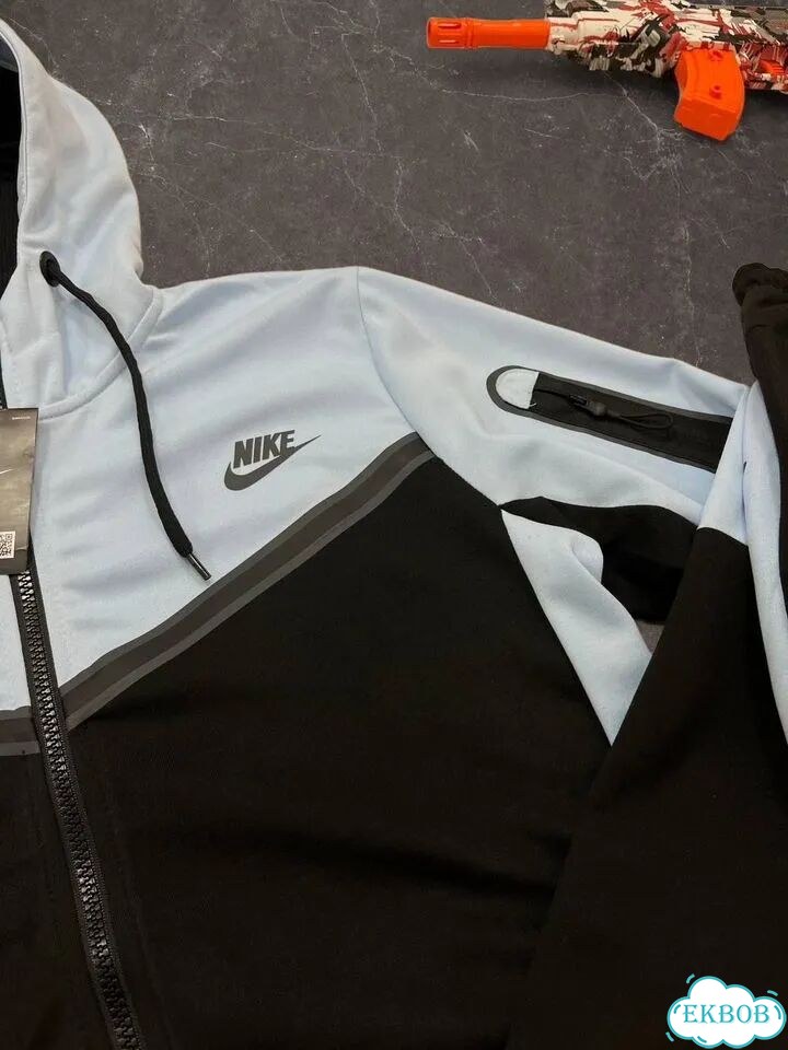 Спортивные костюмы Nike Tech Fleece фото 4