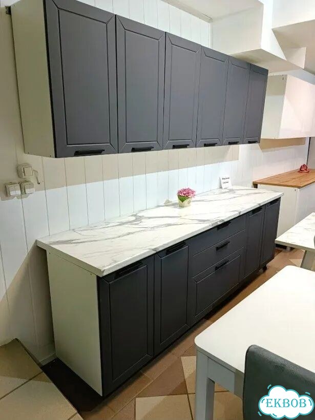 Кухонный гарнитур мдф с аккуратными фасадами фото 4