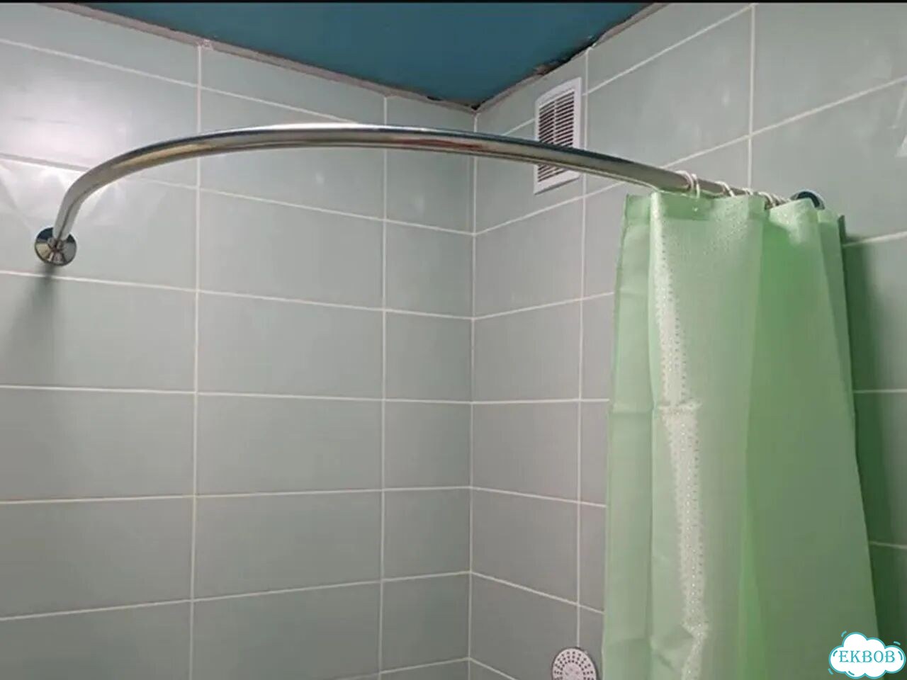 Полукруглый карниз для душа и для поддона фото 5