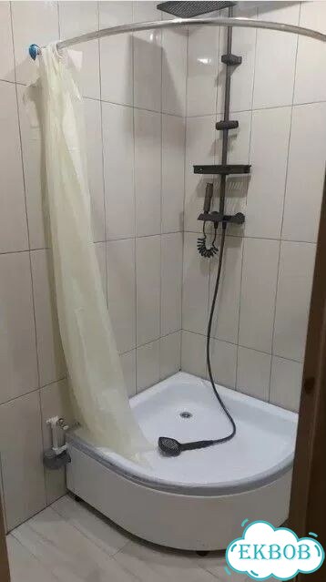 Полукруглый карниз для душа и для поддона фото 6