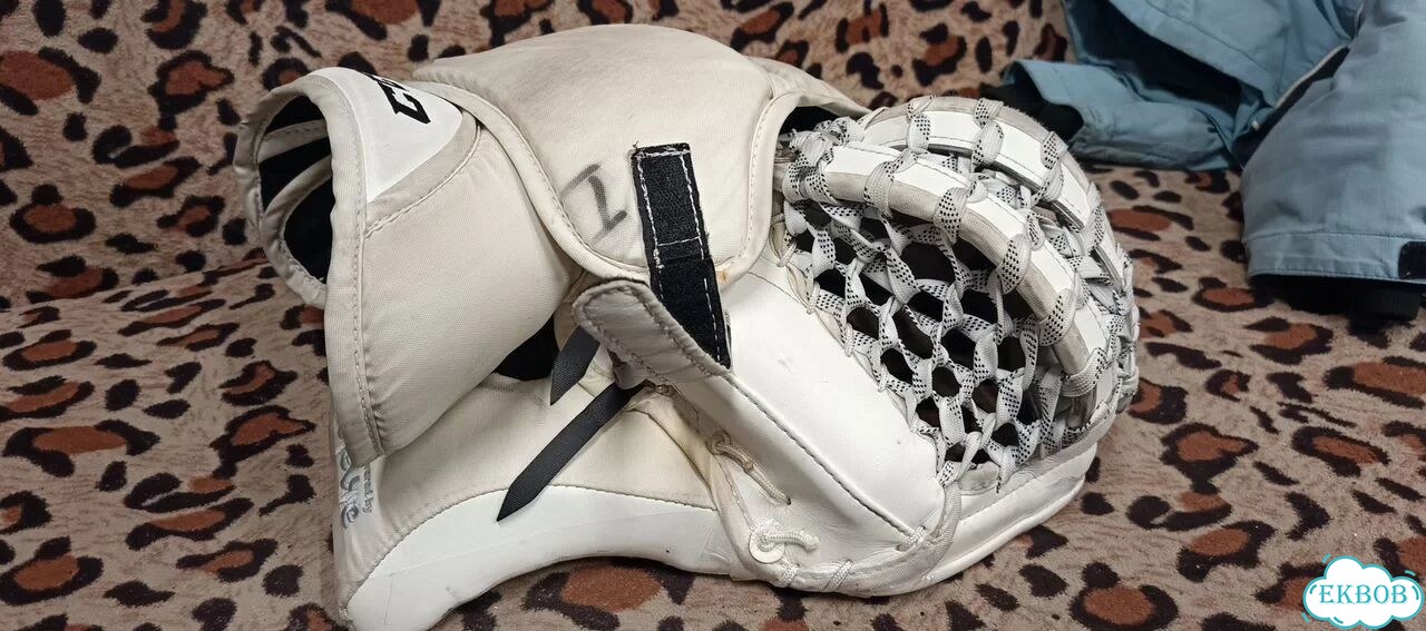 Вратарские ловушка ccm sr фото 5