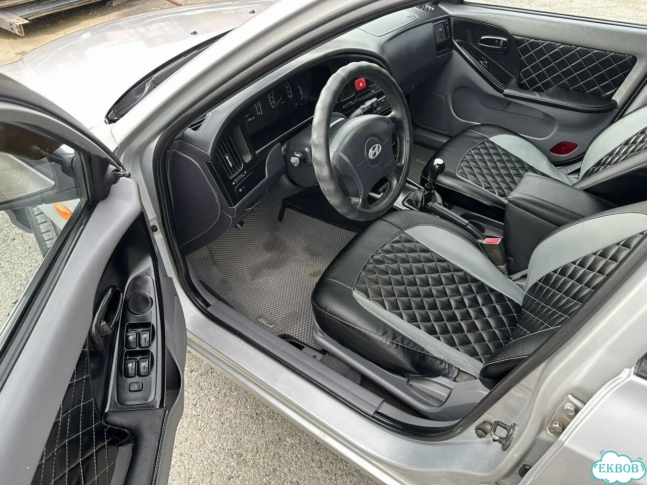 Hyundai Elantra 1.6 MT, 2005, 238 000 км фото 25