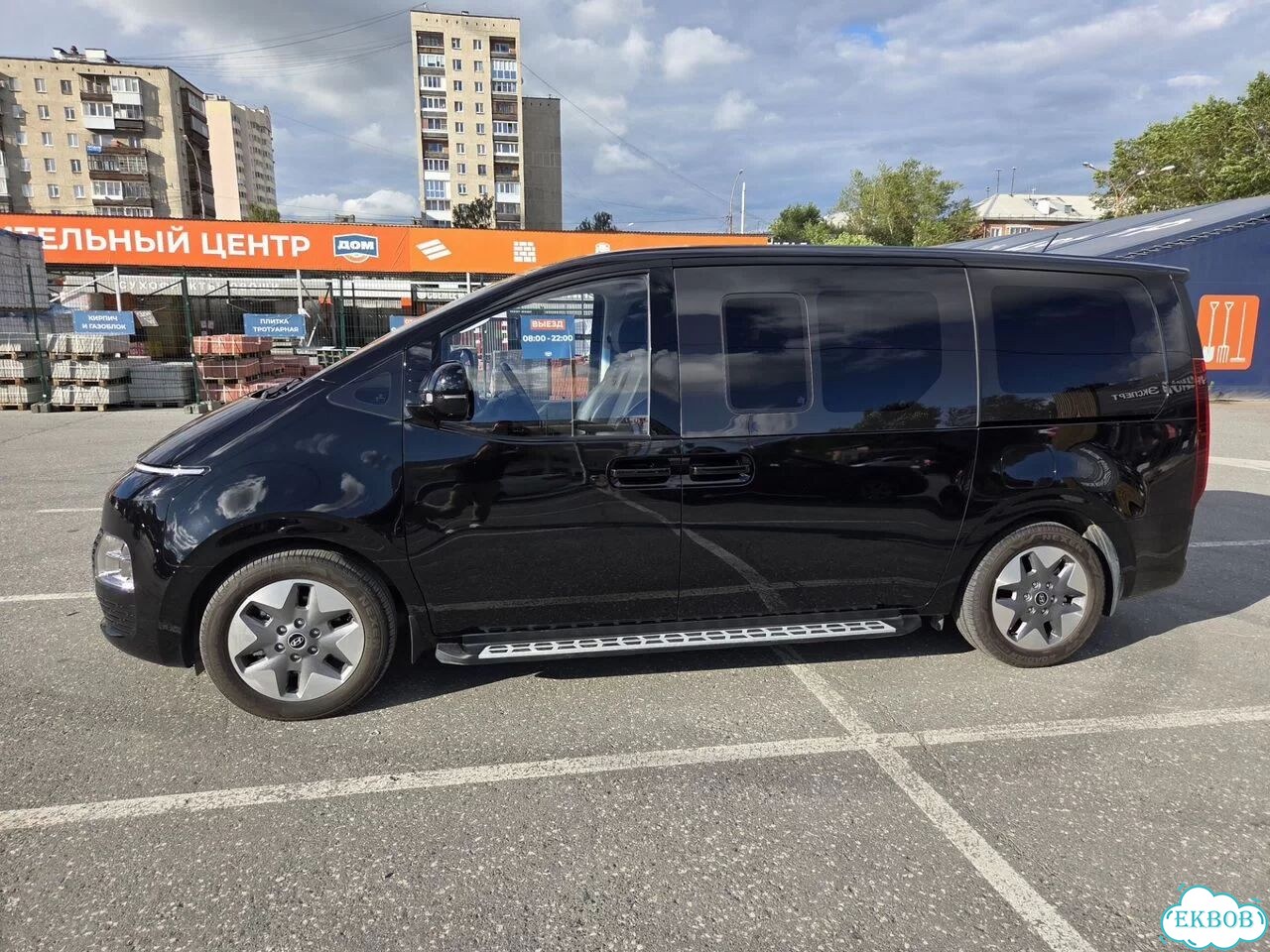 Hyundai Staria 2.2 AT, 2024, 12 500 км фото 5