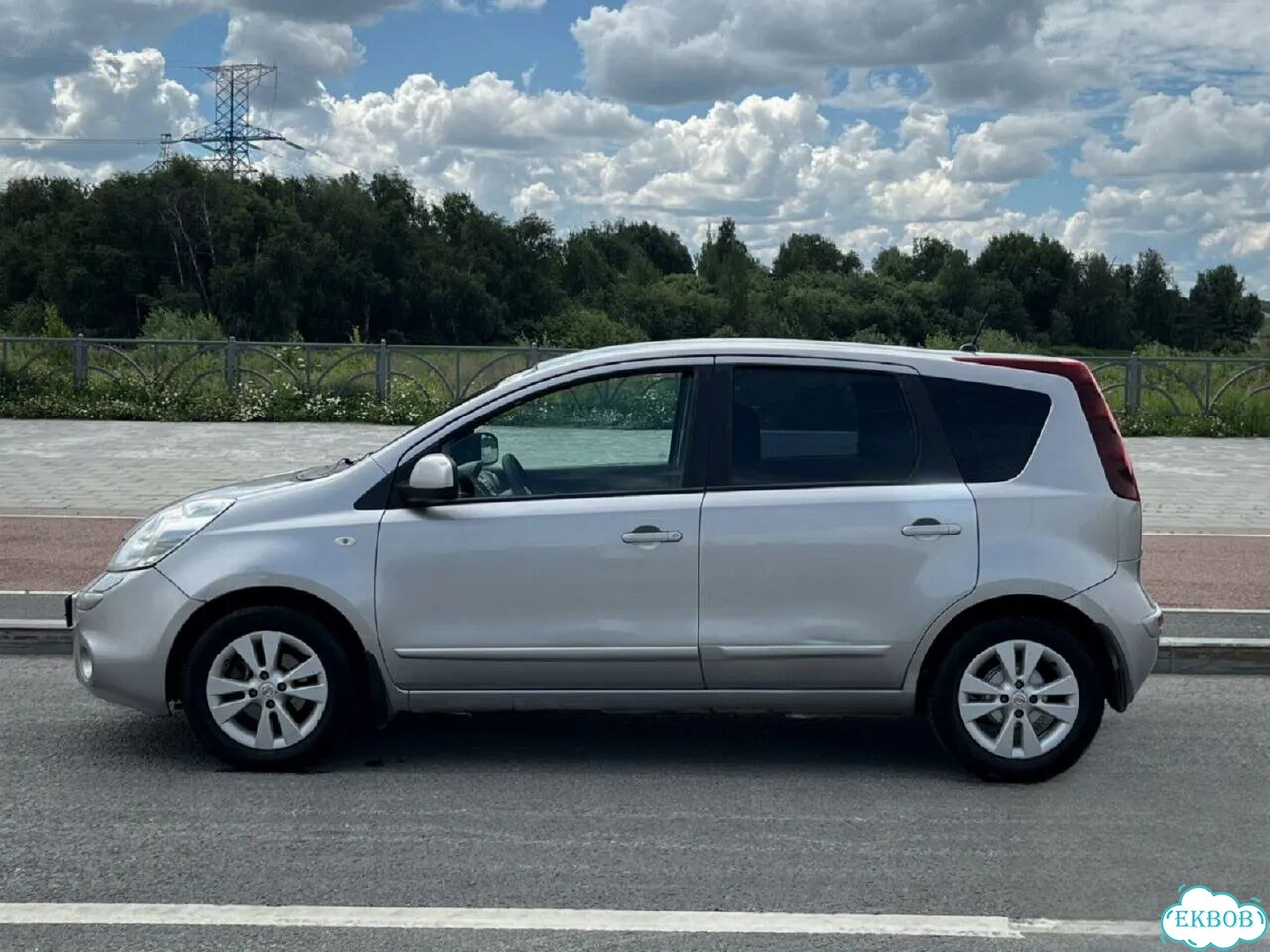 Nissan Note 1.4 MT, 2010, 209 000 км фото 14