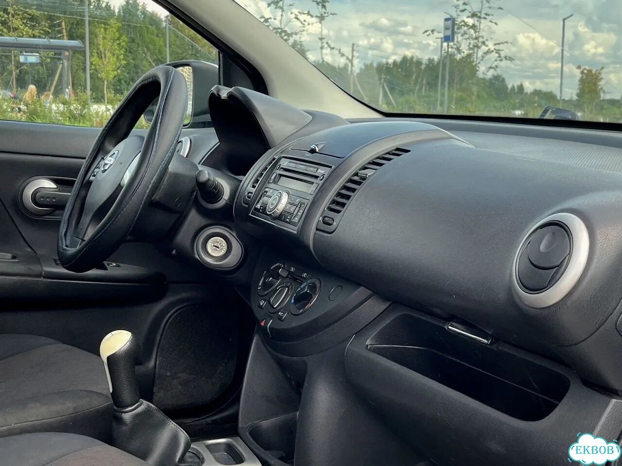 Nissan Note 1.4 MT, 2010, 209 000 км фото 28