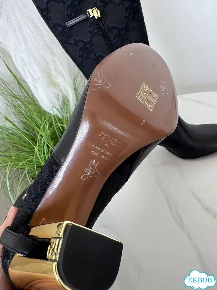 Сапоги Fendi Delfina High Heeled на каблуке фото 7