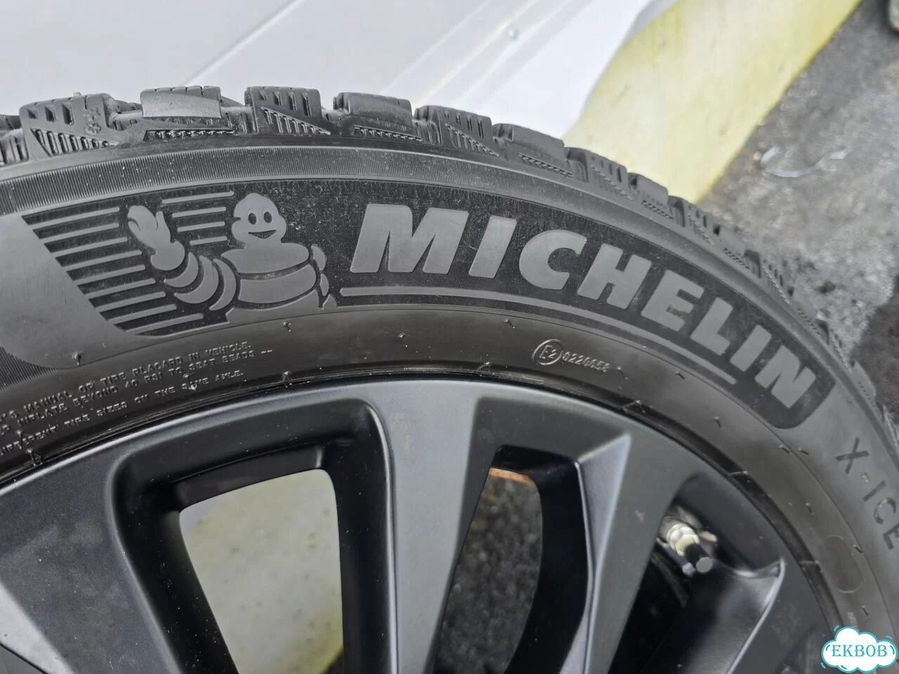 Michelin X-Ice North 4 SUV 275/50 R22 фото 7