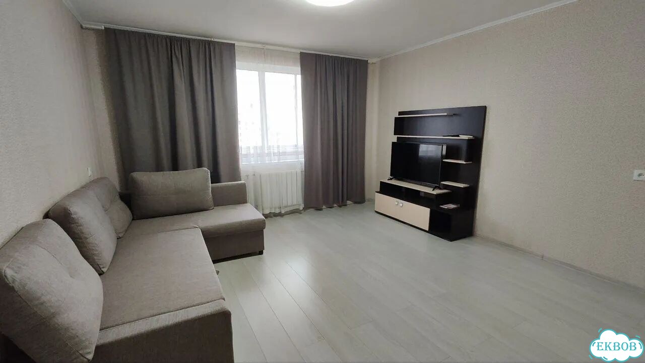 2-к. квартира, 42,4 м², 8/9 эт. фото 2