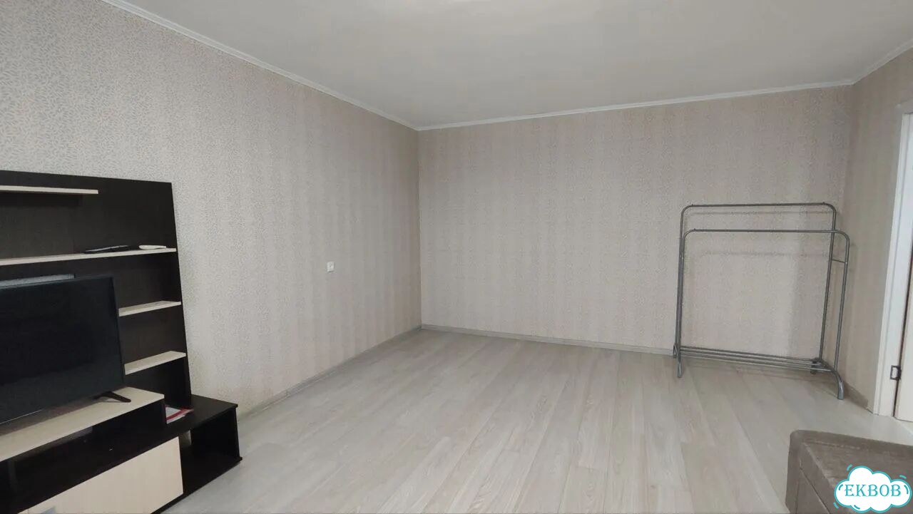 2-к. квартира, 42,4 м², 8/9 эт. фото 3