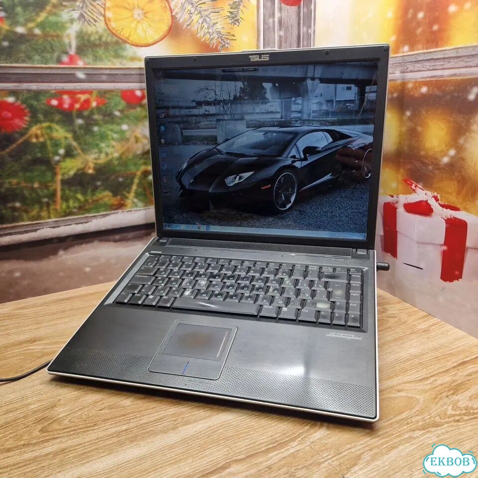 Эксклюзивный ноутбук Asus Lamborghini VX1 2006года фото 3