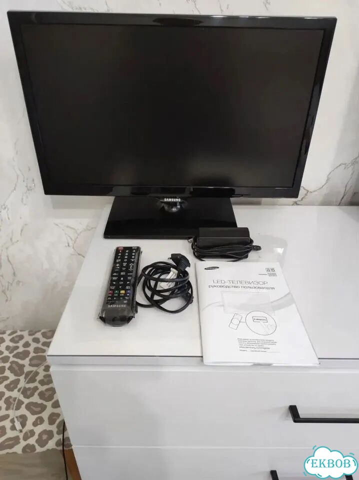 Телевизор Samsung UE22F5000AK 22 дюйма (55 см) фото 3