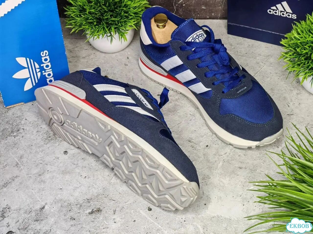 Кроссовки Adidas замша+текстиль фото 9
