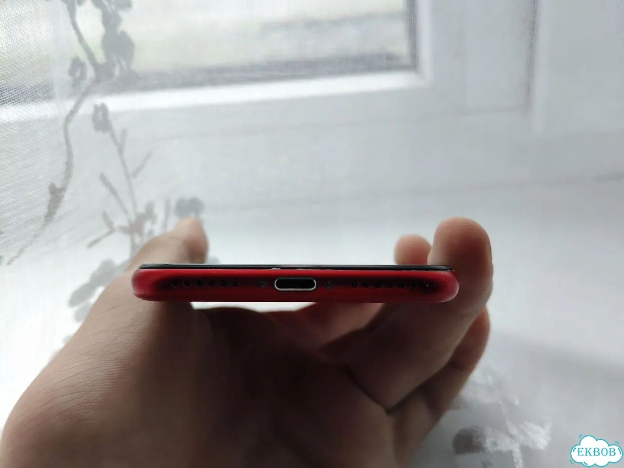 iPhone SE (2020), 128 ГБ, SIM + eSIM фото 7