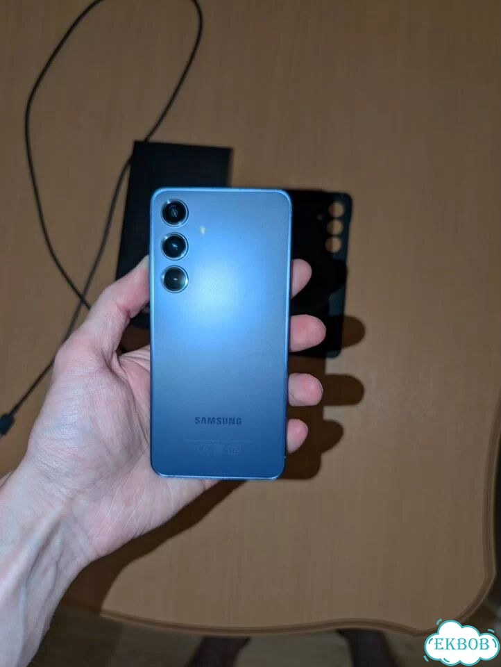 Samsung Galaxy S24, 8/256 ГБ фото 2