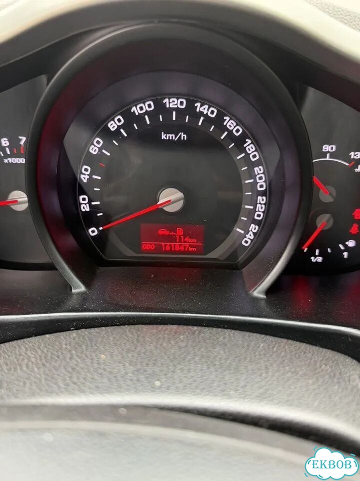 Kia Sportage 2.0 MT, 2010, 161 000 км фото 8