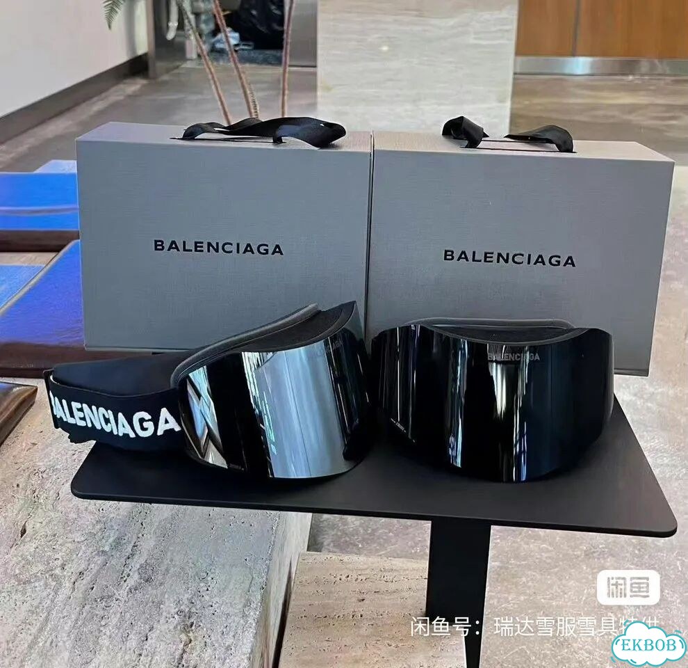 Новые Шлем очки горнолыжный Balenciaga комплект фото 3