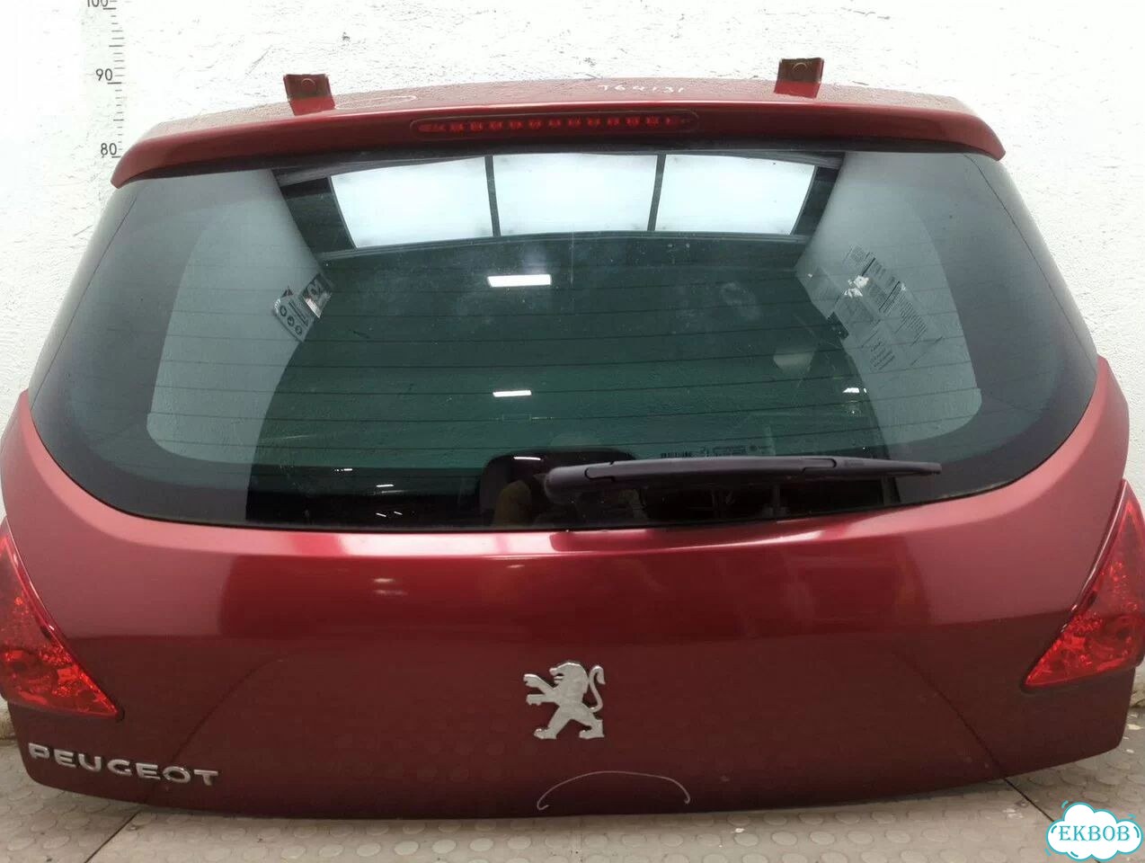 Крышка багажника Peugeot 3008 фото 3
