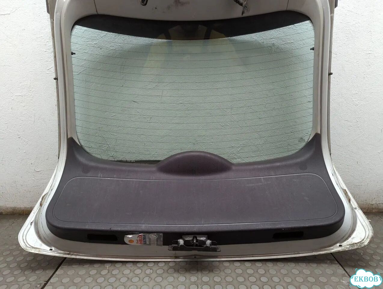 Крышка багажника Ford Focus 2 фото 8