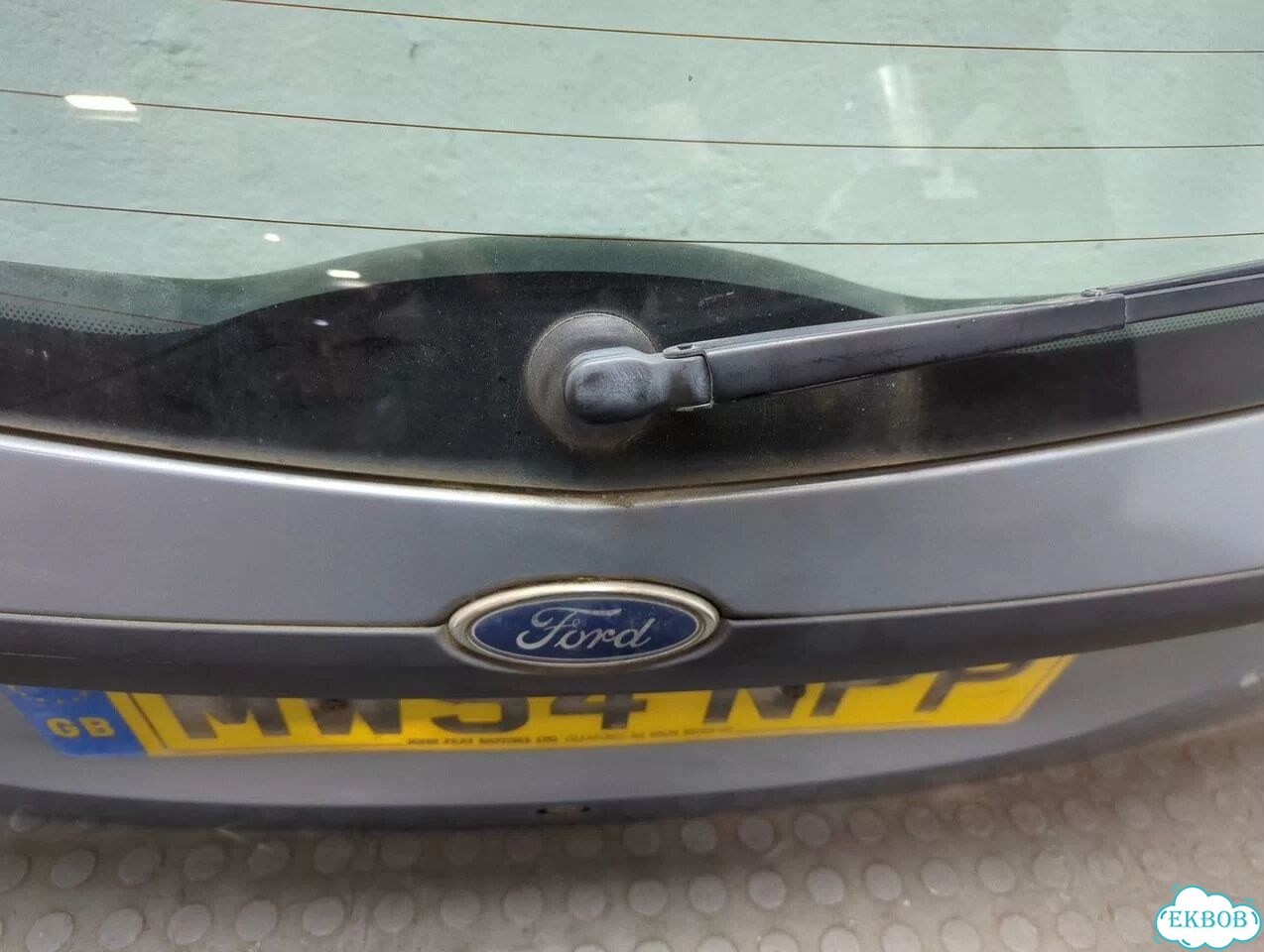 Крышка багажника Ford Focus 1 фото 2